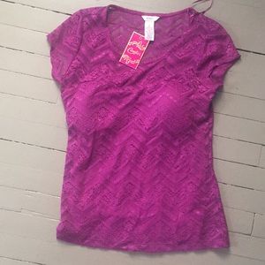 Beautiful lace top (new)